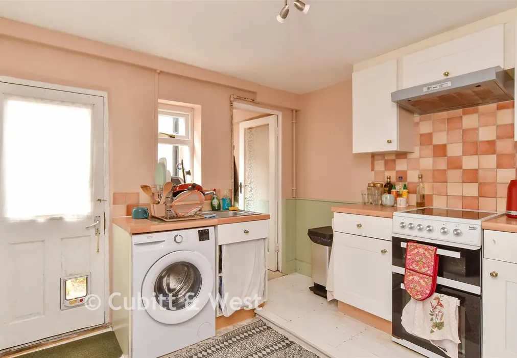 Kitchen - New Road, Lewes, East Sussex - Wards of Kent