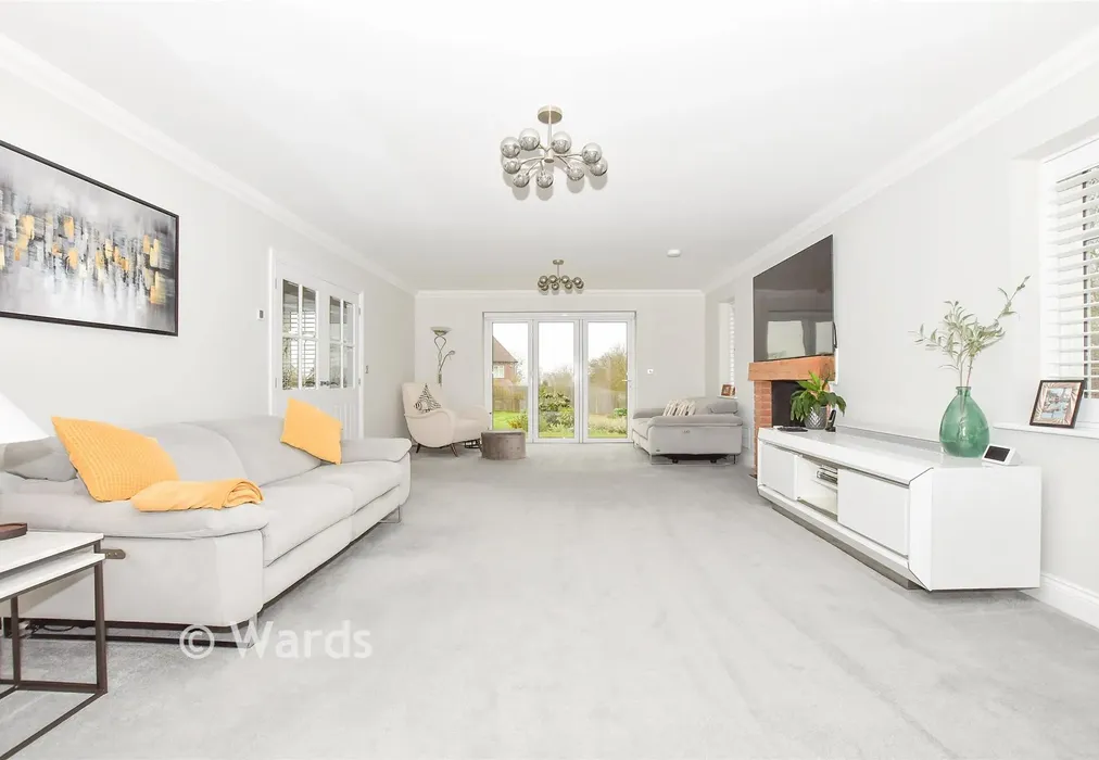 Lounge - Vicarage Fields, Linton, Maidstone, Kent - Wards of Kent