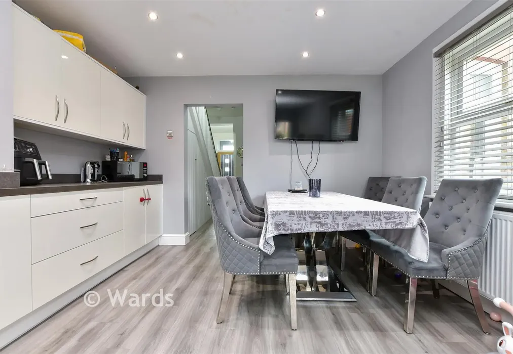 Kitchen - Connaught Road, Margate, Kent - Wards of Kent