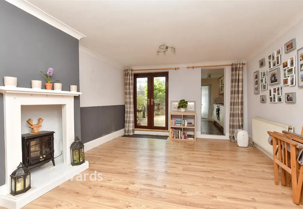 Lounge/Diner - Bill Street Road, Frindsbury, Rochester, Kent - Wards of Kent