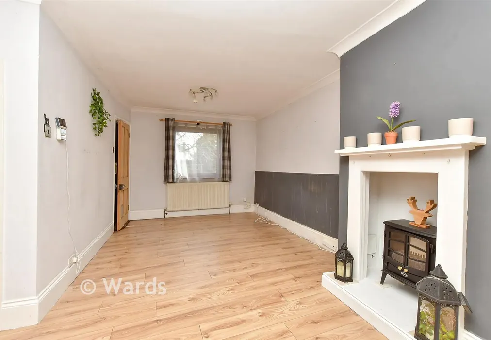 Lounge/Diner - Bill Street Road, Frindsbury, Rochester, Kent - Wards of Kent