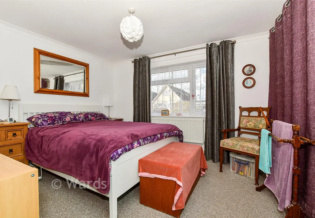 Bedroom 1 - Adie Road, Greatstone, Kent - Wards of Kent
