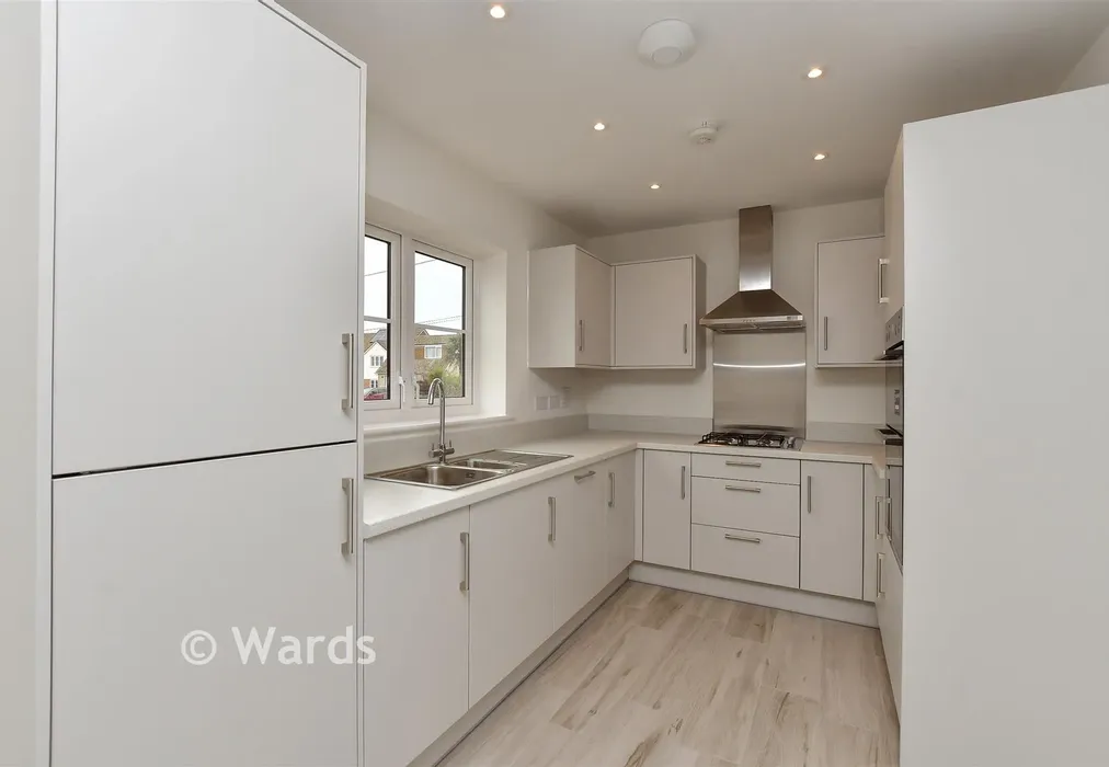 Kitchen/Diner - Blake Gardens, Scocles Road, Minster-On-Sea, Kent - Wards of Kent