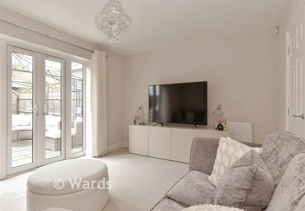 Lounge - Butchers Green, Rainham, Gillingham, Kent - Wards of Kent