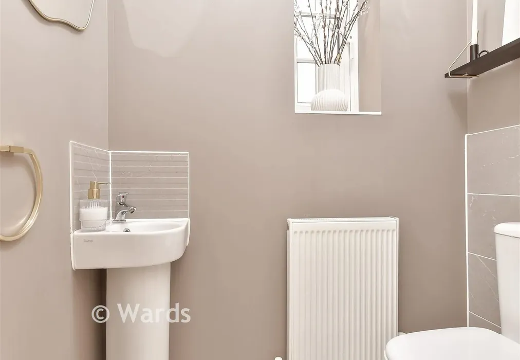 Downstairs Cloakroom - Butchers Green, Rainham, Gillingham, Kent - Wards of Kent