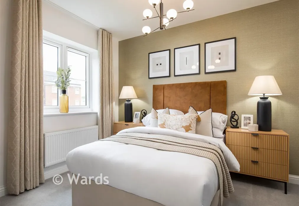 Bedroom 1 - Wellington Gardens, Cross Road, Walmer, Kent - Wards of Kent