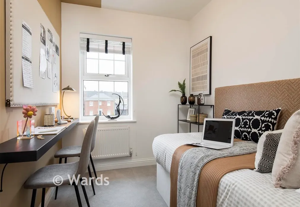 Bedroom 3 - Wellington Gardens, Cross Road, Walmer, Kent - Wards of Kent