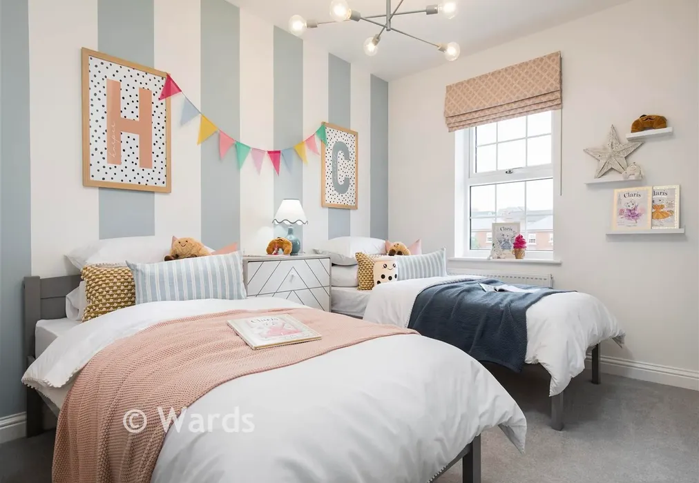 Bedroom 2 - Wellington Gardens, Cross Road, Walmer, Kent - Wards of Kent