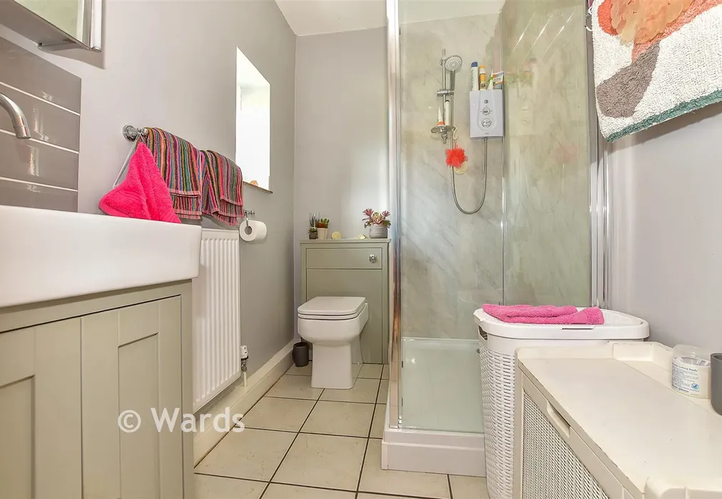Shower Room - Jefferstone Gardens, St Marys Bay, Romney Marsh, Kent - Wards of Kent