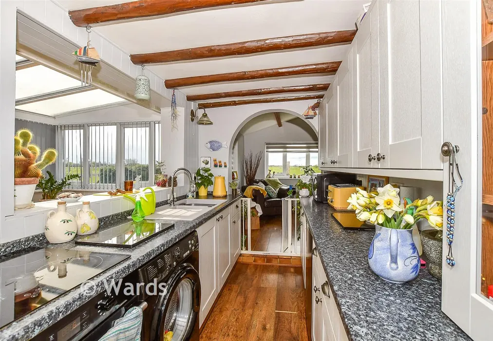 Kitchen - Jefferstone Gardens, St Marys Bay, Romney Marsh, Kent - Wards of Kent
