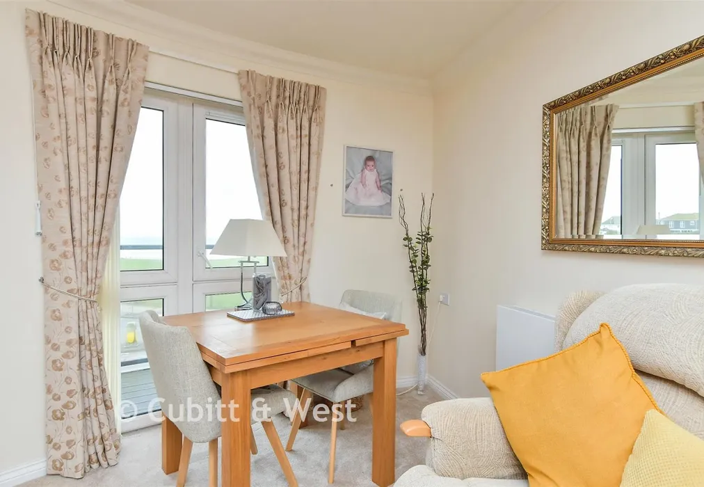 Lounge - Rowe Avenue, Peacehaven, East Sussex - Wards of Kent