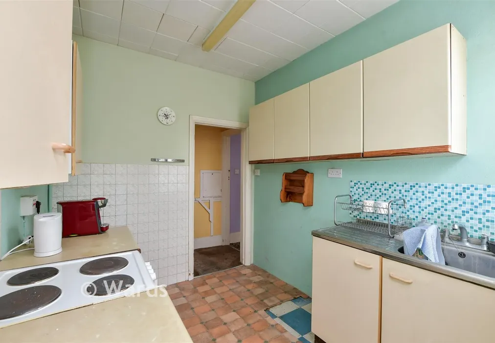 Kitchen - Waverley Road, Margate, Kent - Wards of Kent
