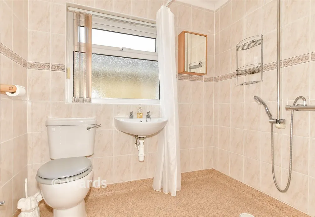 Wet Room - Meadow Close, Herne Bay, Kent - Wards of Kent