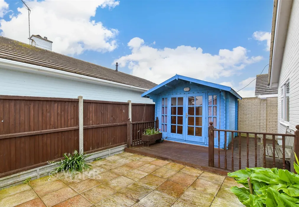 Rear Garden - Meadow Close, Herne Bay, Kent - Wards of Kent