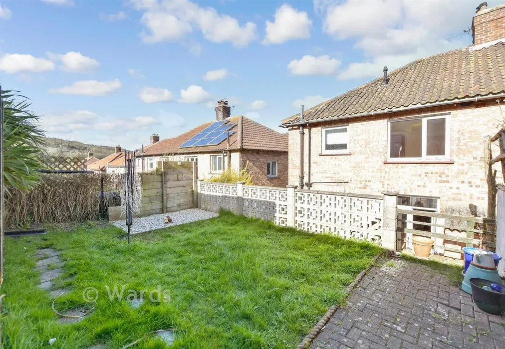 Rear Garden - Farthingloe Road, Maxton, Kent - Wards of Kent