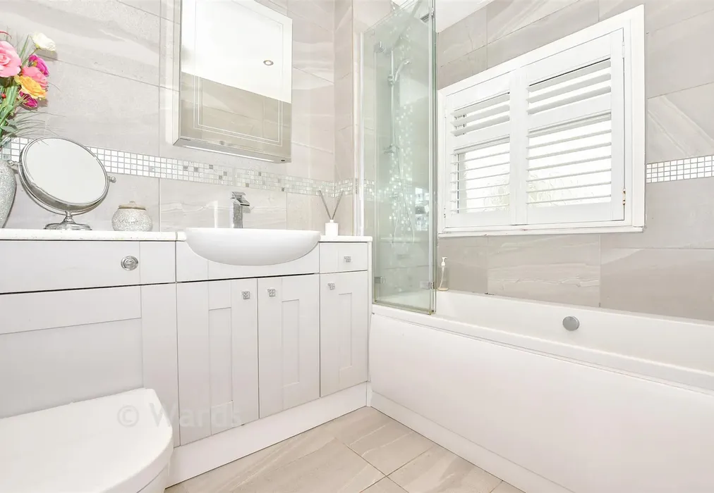 Shower Room - London Road, Ditton, Aylesford, Kent - Wards of Kent