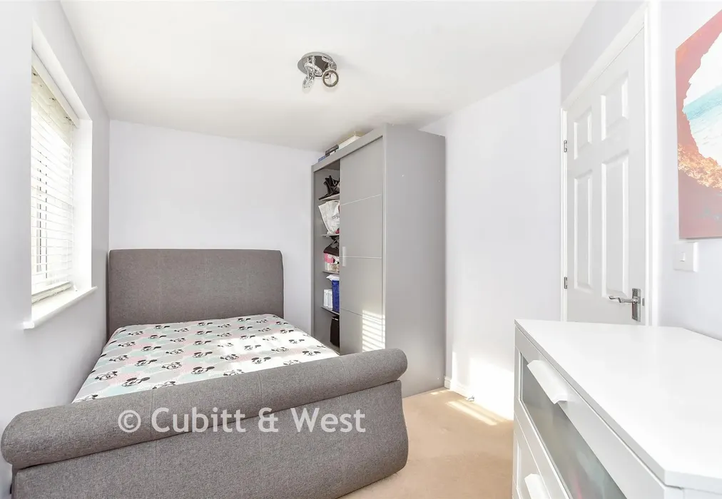 Bedroom 2 - Horndean, Waterlooville, Hampshire - Wards of Kent