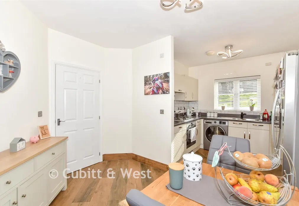Kitchen/Breakfast Room - Horndean, Waterlooville, Hampshire - Wards of Kent