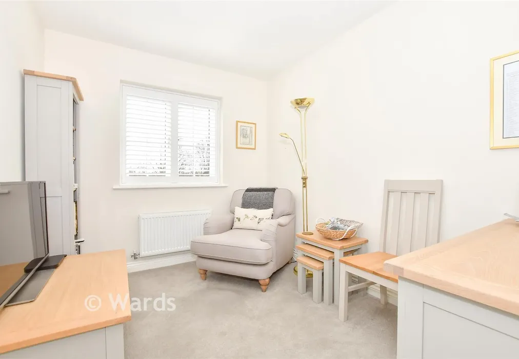 Bedroom 3 - Hawthornden Grove, Yalding, Maidstone, Kent - Wards of Kent