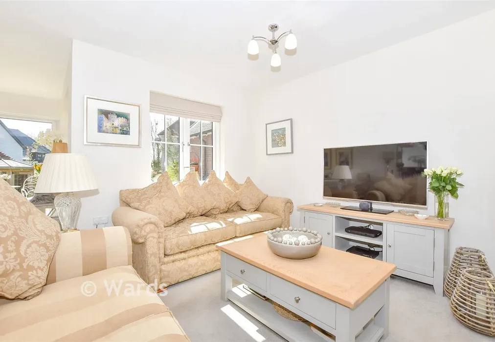 Lounge/Diner - Hawthornden Grove, Yalding, Maidstone, Kent - Wards of Kent