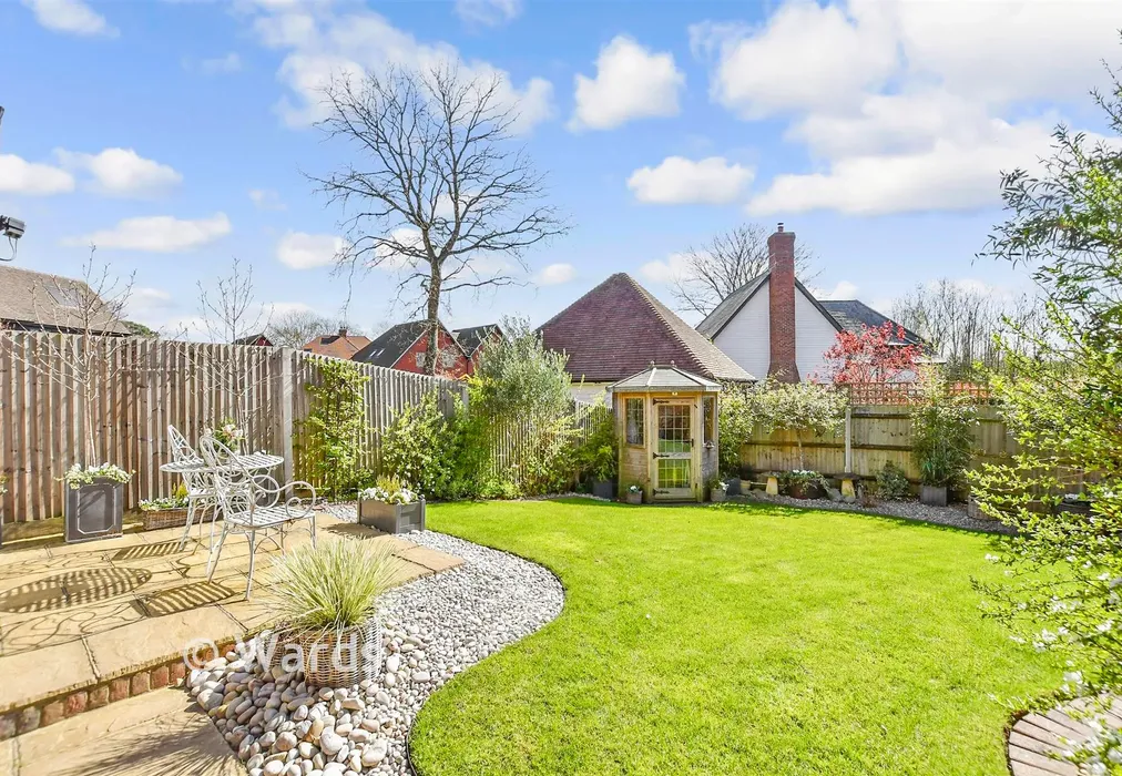 Rear Garden - Hawthornden Grove, Yalding, Maidstone, Kent - Wards of Kent