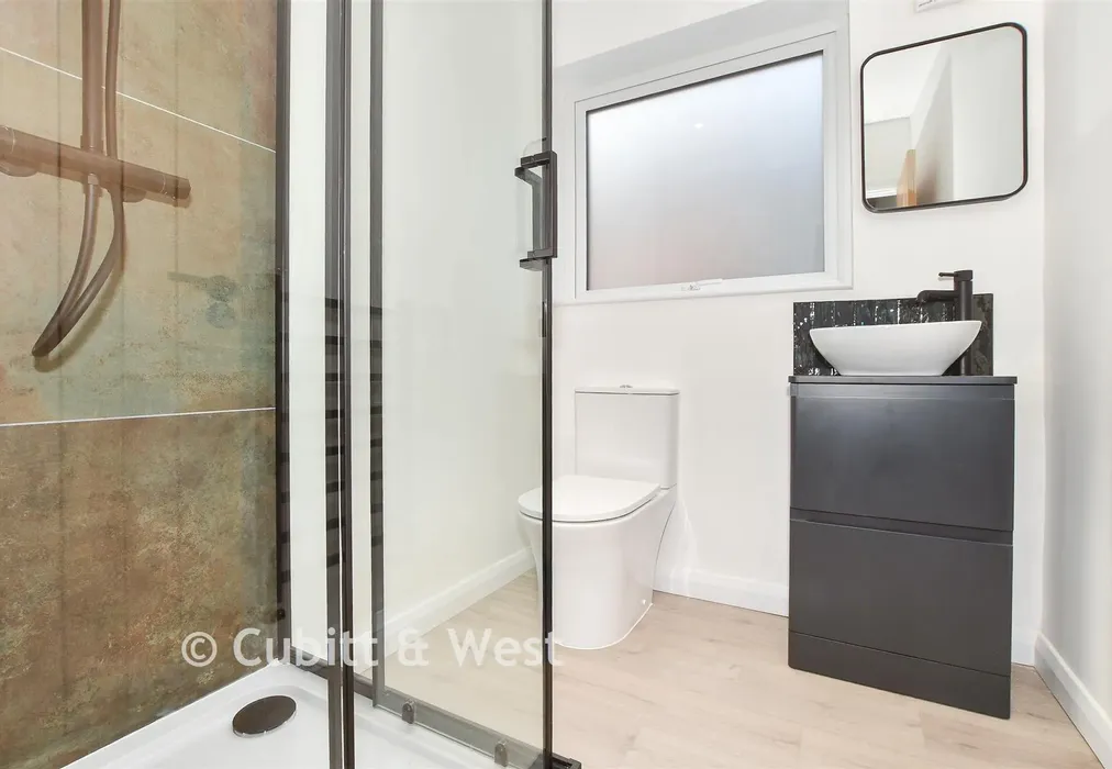 Shower Room - Crescent Drive North, Woodingdean, Brighton, East Sussex - Wards of Kent