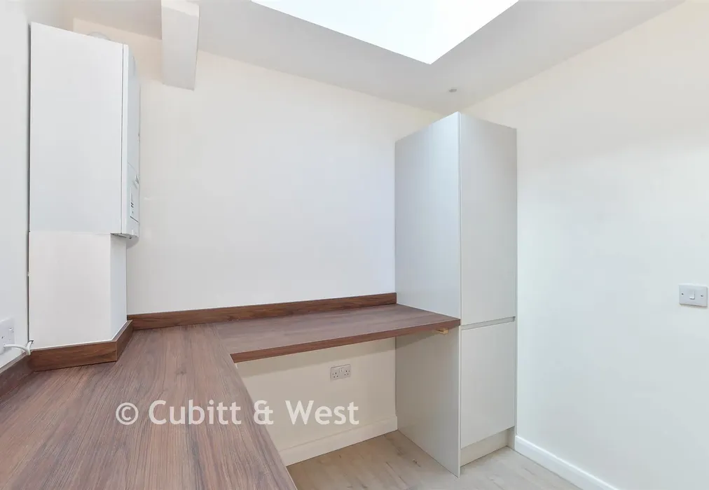 Utility Room - Crescent Drive North, Woodingdean, Brighton, East Sussex - Wards of Kent