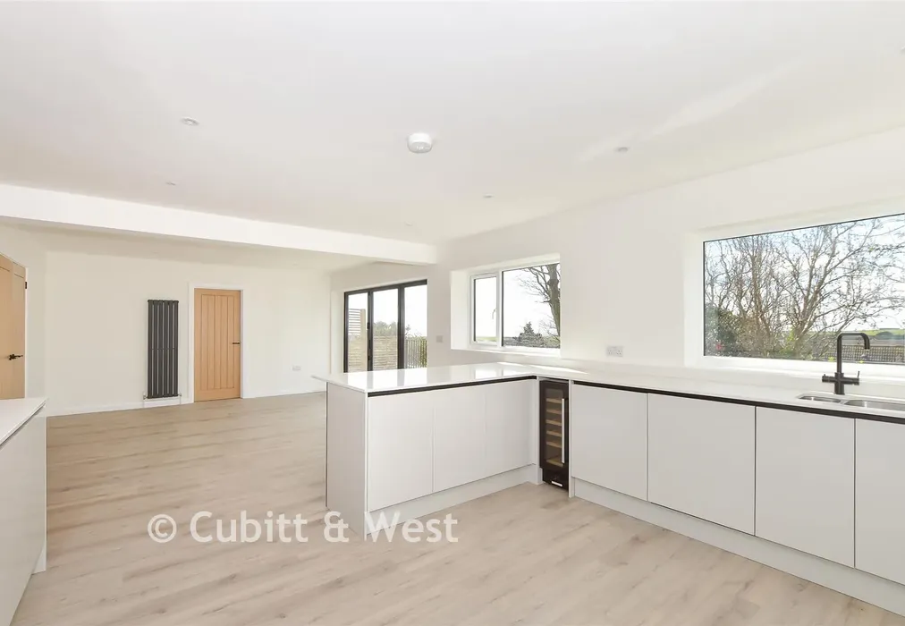 Kitchen/ Dining Room - Crescent Drive North, Woodingdean, Brighton, East Sussex - Wards of Kent