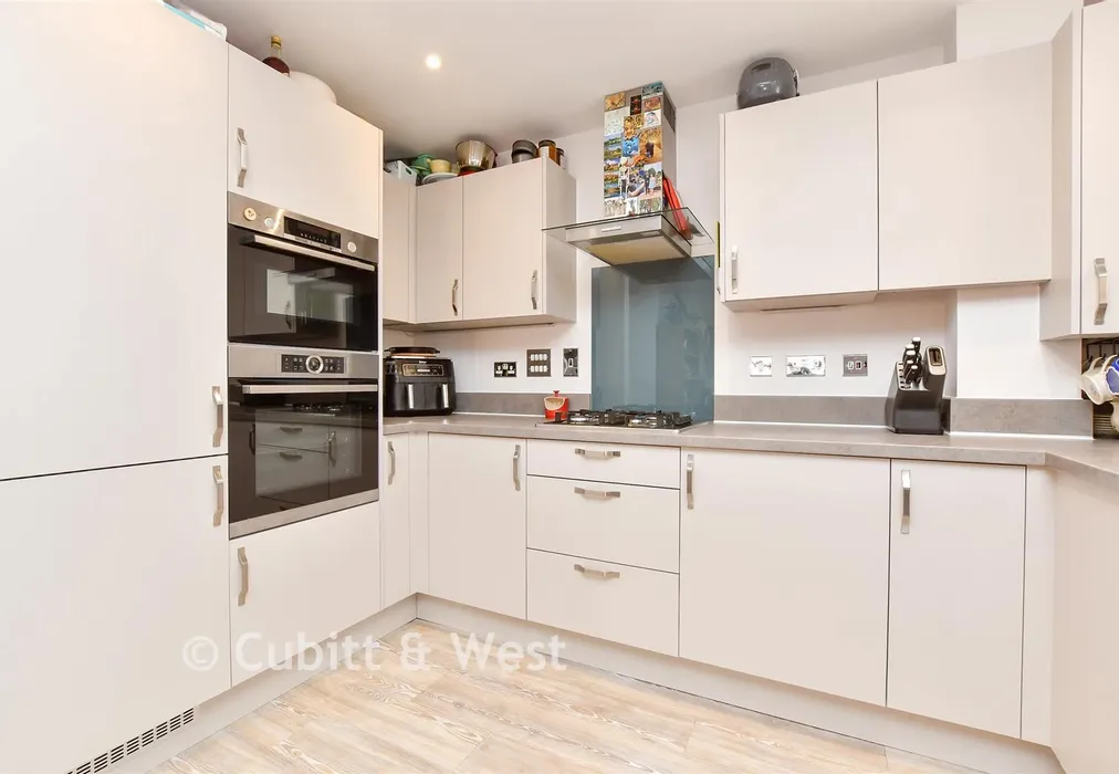 Kitchen / Living / Dining Room - William Way, Godstone, Surrey - Wards of Kent