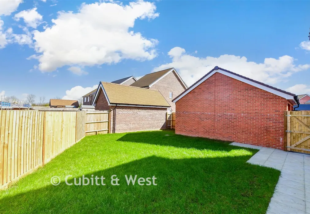 Garden - Dragonfly Lane, Mill View, Pagham, Bognor Regis, West Sussex - Wards of Kent
