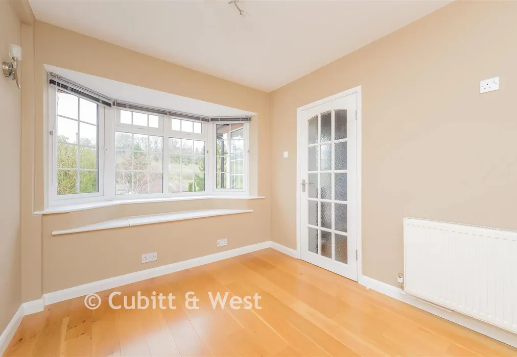 Bedroom 3 - Chipstead Lane, Lower Kingswood, Tadworth, Surrey - Wards of Kent