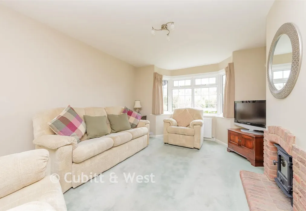 Lounge/Diner - Chipstead Lane, Lower Kingswood, Tadworth, Surrey - Wards of Kent