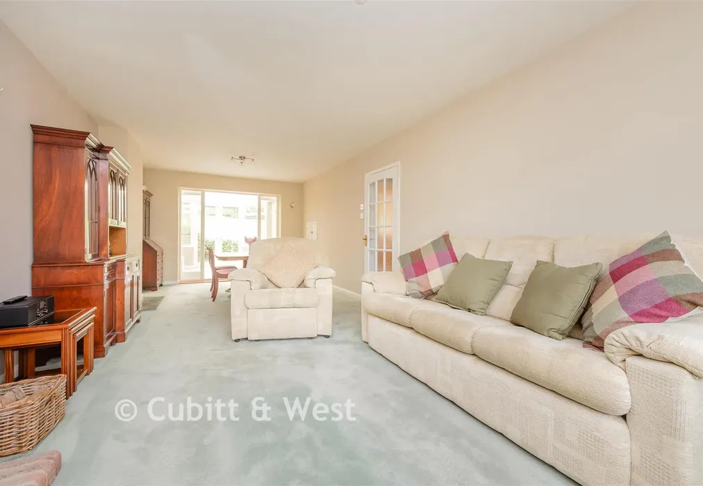 Lounge/Diner - Chipstead Lane, Lower Kingswood, Tadworth, Surrey - Wards of Kent