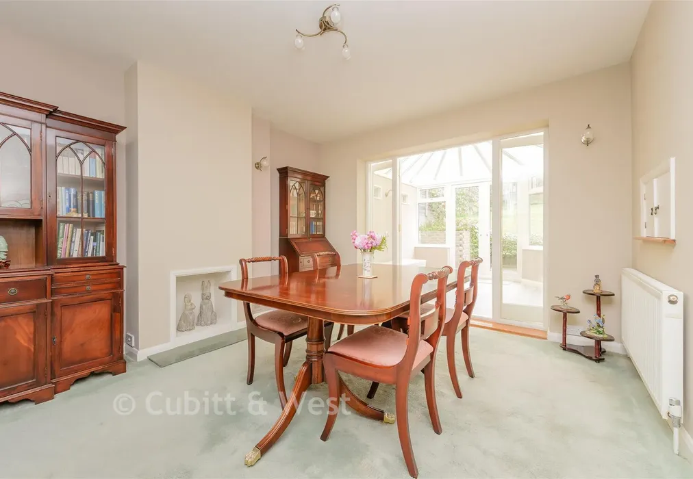 Lounge/Diner - Chipstead Lane, Lower Kingswood, Tadworth, Surrey - Wards of Kent