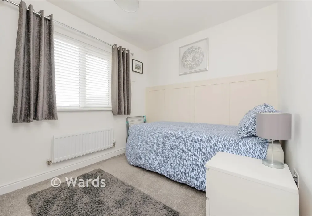 Bedroom 2 - Tickner Drive, Ebbsfleet Valley, Swanscombe, Kent - Wards of Kent