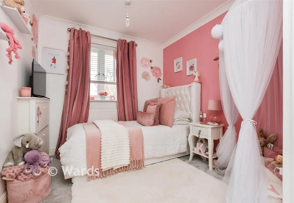 Bedroom 2 - Updown Way, Chartham, Canterbury, Kent - Wards of Kent