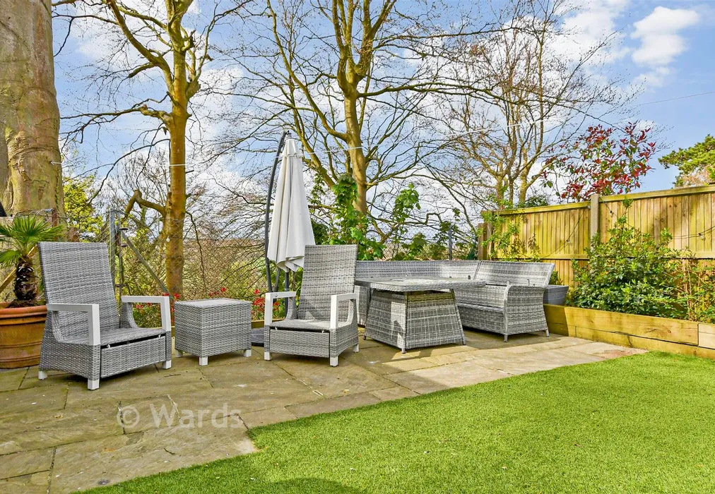 Rear Garden - Updown Way, Chartham, Canterbury, Kent - Wards of Kent