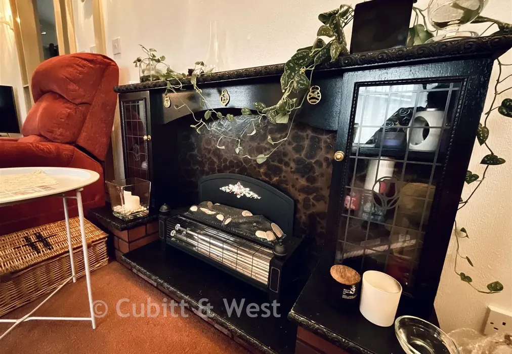 Lifestyle Shot - Laburnum Court, Smallfield, Horley, Surrey - Wards of Kent