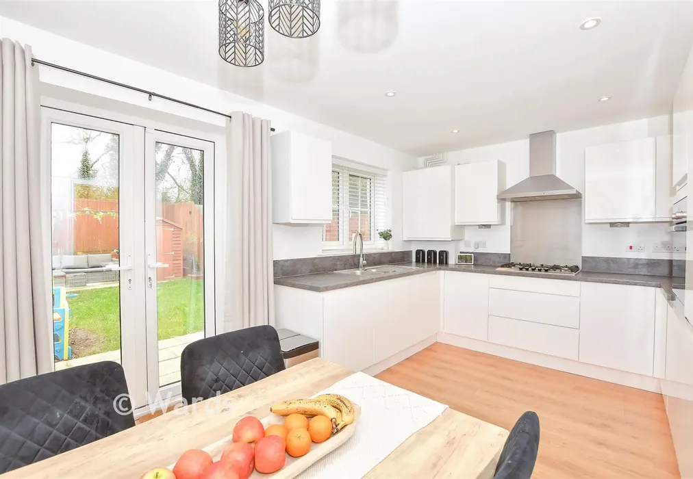 Kitchen/Diner - Farleigh Heights, Tovil, Kent - Wards of Kent