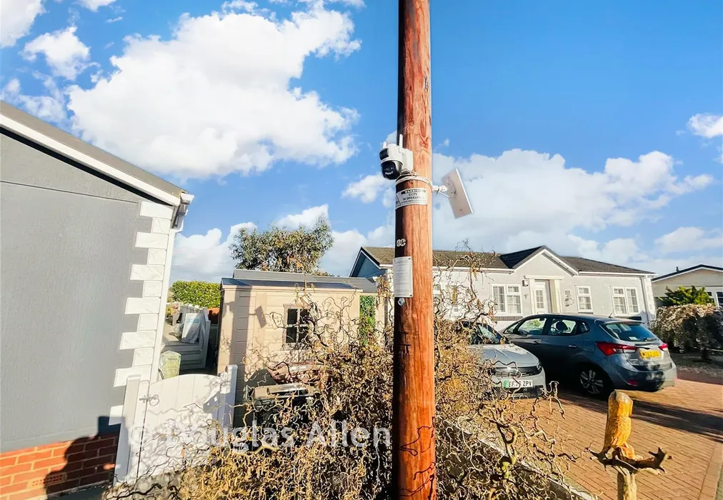 Cctv - Hawk Hill, Battlesbridge, Wickford, Essex - Wards of Kent