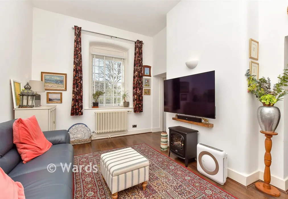 Lounge/Diner - Fennel Close, Maidstone, Kent - Wards of Kent