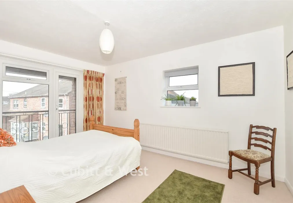 Bedroom 1 - Semley Road, Hassocks, West Sussex - Wards of Kent