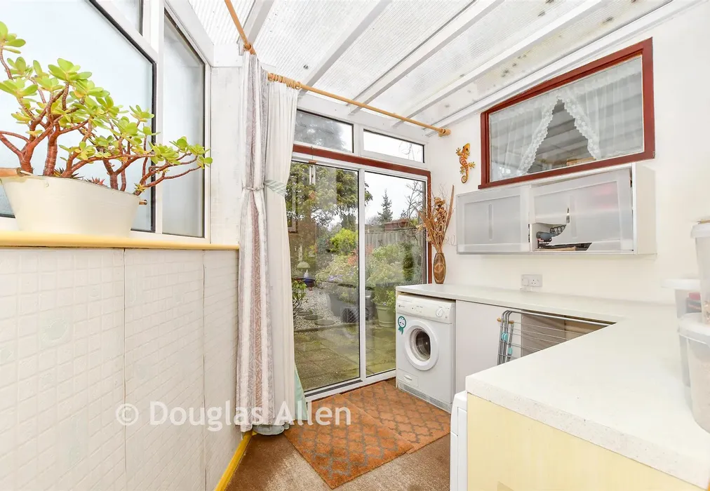 Conservatory - Romney Road, Billericay, Essex - Wards of Kent