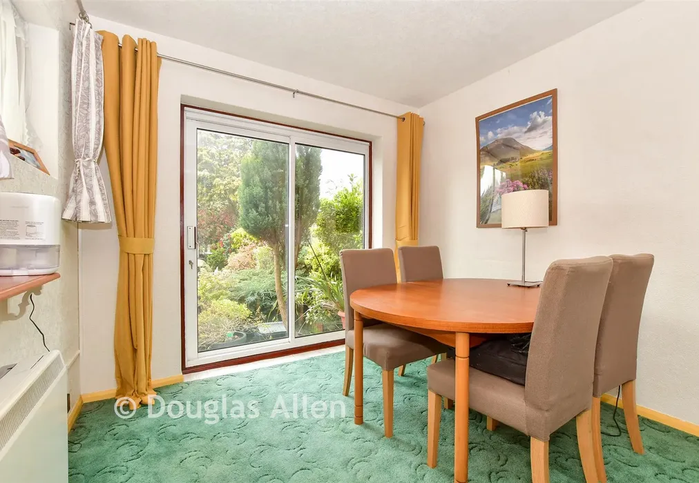 Dining Area - Romney Road, Billericay, Essex - Wards of Kent