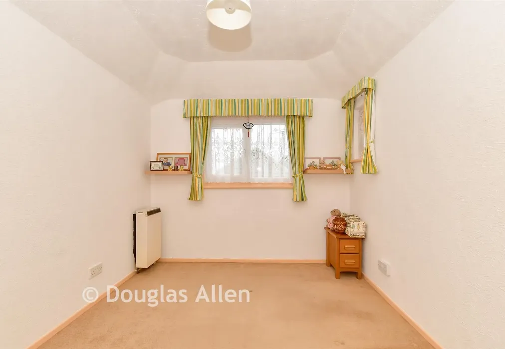 Bedroom 4 - Romney Road, Billericay, Essex - Wards of Kent
