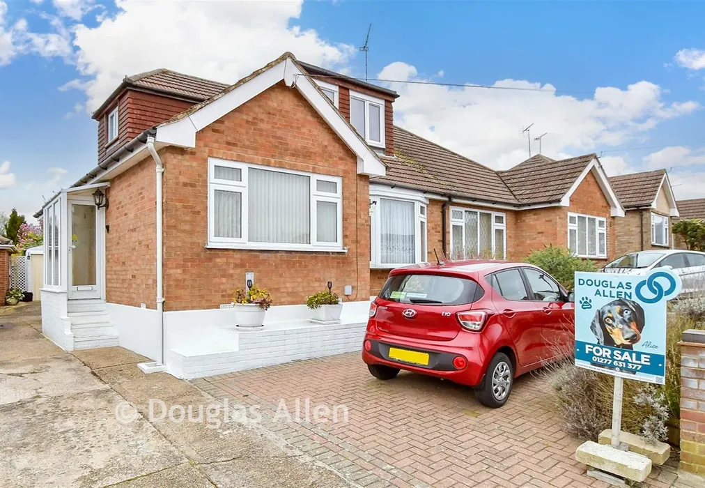 Safe To Use Front - Romney Road, Billericay, Essex - Wards of Kent