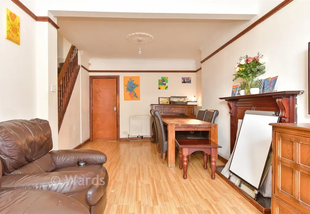 Lounge/Diner - Great Queen Street, Dartford, Kent - Wards of Kent