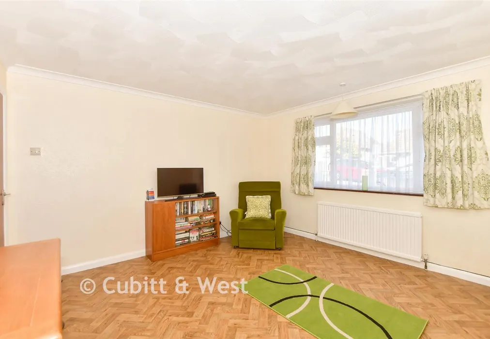 Bedroom 3 - Downsview Avenue, Woodingdean, Brighton, East Sussex - Wards of Kent