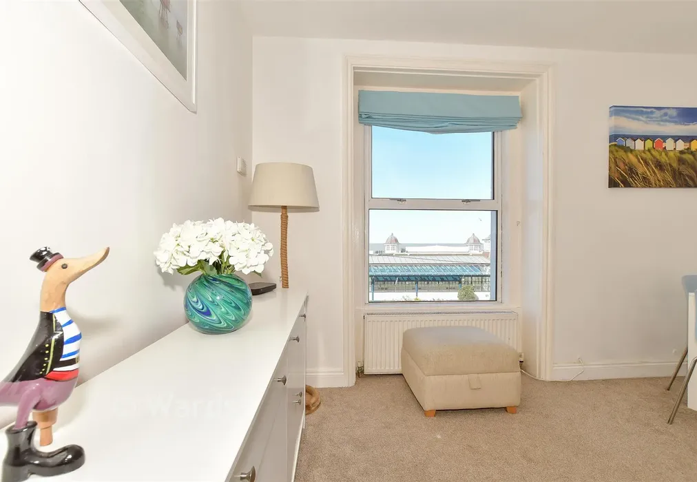 Internal Lifestyle Photograph - Richmond Street, Herne Bay, Kent - Wards of Kent