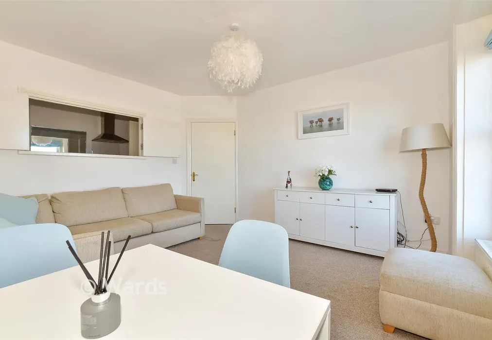 Lounge/Diner - Richmond Street, Herne Bay, Kent - Wards of Kent